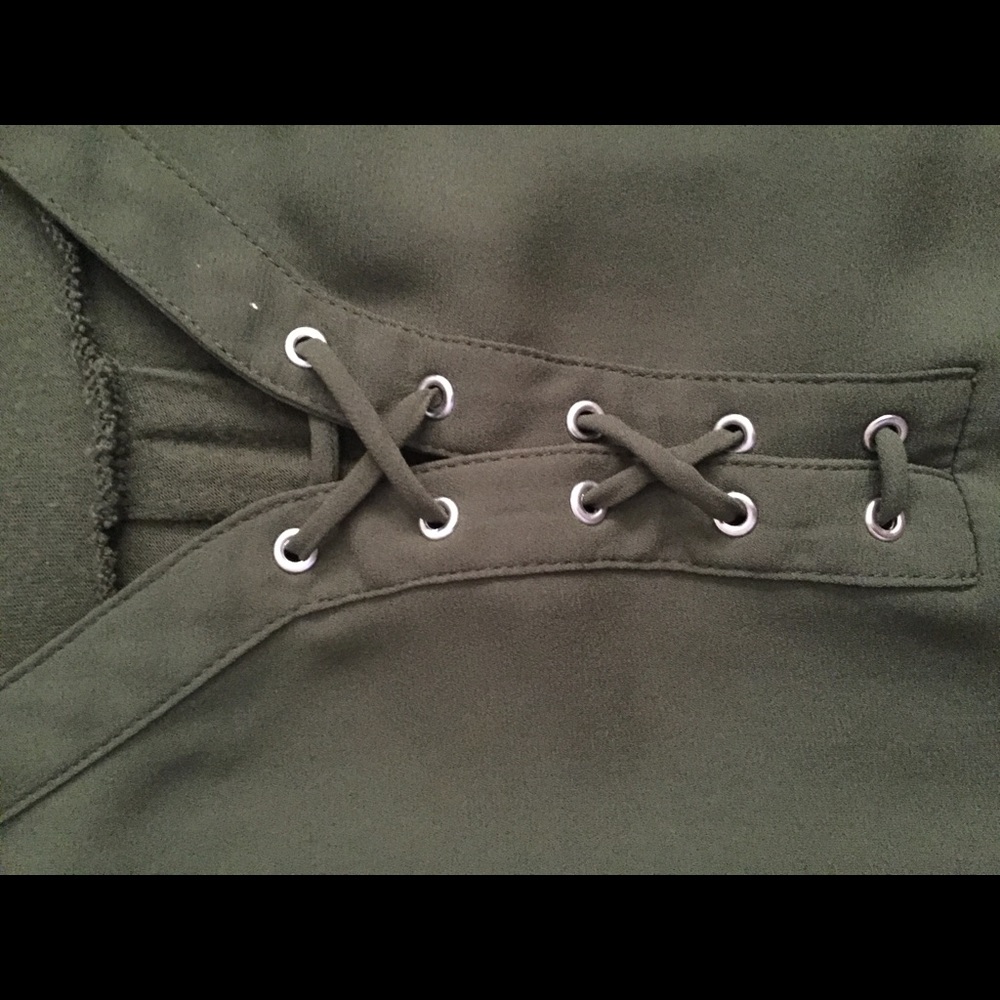 EXPRESS TOP - Picture 3 of 3